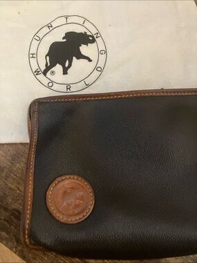 Hunting World travel bag